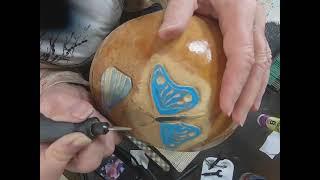 BUTTERFLY POWER CARVED ON A GOURD WITH A DREMEL FOR BEGINNERS