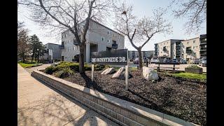 For Sale - 22-2001 Bonnymede Drive, Mississauga, ON L5J 4H8