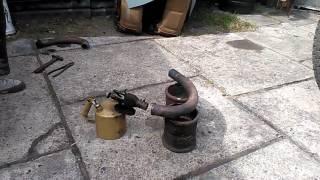 Two stroke engine muffler cleaning/Чистка глушителя двухтактного двигателя