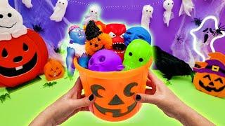 Trick or Treat Halloween Adventure With Slime Sam: Squishies, Candy & More