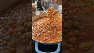 Mancare cu carne tocata, legume si orzo