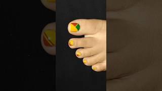 Easy nail art #footnailart #toe #feetnail #pedicure #nailtutorial #new #viralvideo #shorts #diy #art