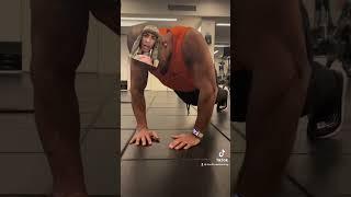 Tricep Push-up Explained #pushup #calisthenics #tricepsworkout