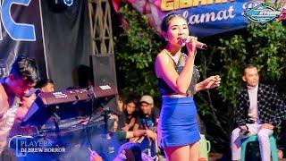 VIA MUSIC - BENANG BIRU COVER THINA GANAS