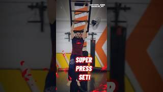 Отличное комплексное упражнение для пресса A great complex exercise for the press #pullups