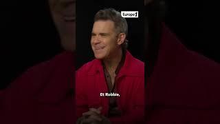 Robbie Williams n’aime pas son prénom ! #europe1 #interview #robbiewilliams