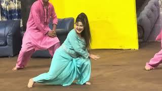 Babra Ali new full hot bold Mujra dance Hd