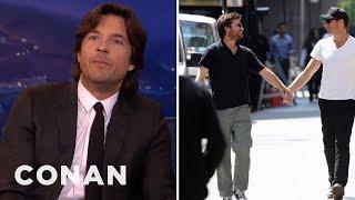 Jason Bateman Explains His Will Arnett Paparazzi Pics | CONAN on TBS