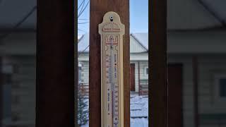 #якутск 07:15 26 марта 2025 года -16! Синее небо, птички и супер сосулька! #yakutsk #bluesky