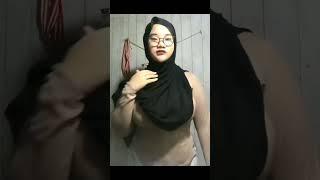 Hijab Super Montok, Semok, Gede