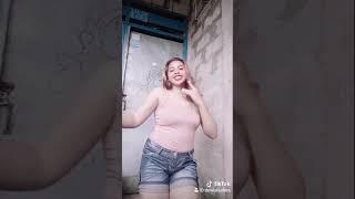 tiktok goyang dada hot Dewi ahudara