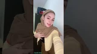 ukhti sholehot cantik drisella part2 ,goyangnya makin asyik