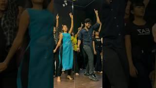 kessa lga dance #shortvideo #viral #dance #newsong #dancevideo @FarmaniNaaz. @AbhiKashiyal