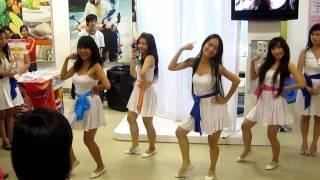 John Huy Tran Dove Hairography