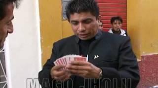 Magia con Jholu - Street Magic en Chiclayo (Perú) - Plaza de Armas - Pasaje Woyke - Mago Peruano