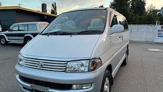 1997 Toyota Hiace Regius Van 4WD AT 2.7 L,  27,500mi JDM-RHD