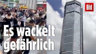 Chinesischer Wolkenkratzer gerät ins Schwanken – Menschen flüchten