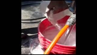 Mixing ARDEX A823 Lemon with agitator AM0707