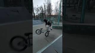 bmx manual to footjam tailwhip #bmx #бмх #dimabar #bmxstreet #shortsvideo #bmxlife #skatepark