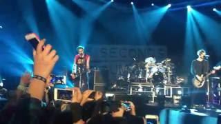 5 Seconds of Summer - Amnesia LIVE ( Sounds Live Feels Live, Malaysia )