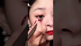 Entry-level eyeliner tutorial, novice white hand handicap party praise collection learn