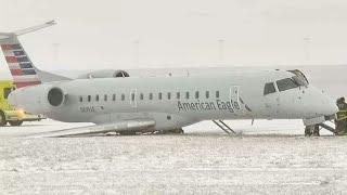 Embraer-145 выкатился на посадке. Не растегивайте ремни безопасности до полной остановки cc!!!