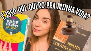 COMO É A FACULDADE DE DIREITO? | Bruna Barros