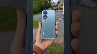 Zoom Test: Honor 90 Mid-Range Phone Reveals Its Superiority