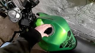 Заклинило крышку, личинку бензобака Kawasaki (ER-6N) / Как открыть крышку бензобака на мотоцикле