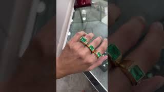 Big natural Colombian emerald bezel mens heavy gold ring