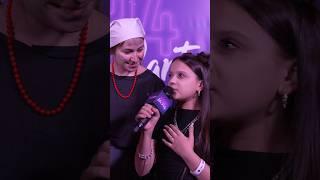 Вы бы узнали Аню на улице без косынки? #likeeparty2024 #интервью #доярочка #марияянковская