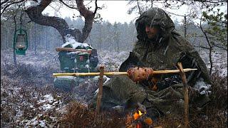 6 DAYS WINTER BUSHCRAFT - ARTISTS CHARCOAL - MULTI SAPLING BOWSAW - SINGLE CANVAS PONCHO SHELTER