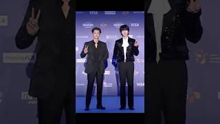 #SEOINGUK and #AHNJAEHYUN ️ on the red carpet at the #MAMAAWARDS #2024MAMAAWARDS