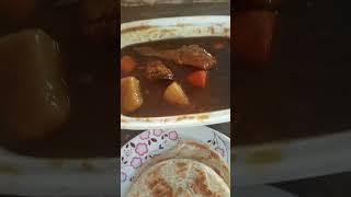 FAMOUS INDIAN BREAD PARATHA WITH CHICKEN CURRY