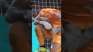 ¡Grave error de Washington Aguerre le roba la victoria al Medellín contra América!