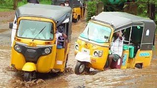 Autorickshaw 3 Wheeler on Rain water Roads | Tuk Tuk Rickshaw Videos | Auto Videos | Crazy AutoWala