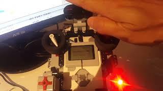 EV3 Lesson: IR sensor proximity controlling Brick light flashing