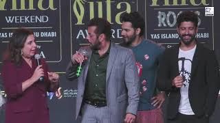 Salman Khan & Farah Khan's Funny Conversation On Stage