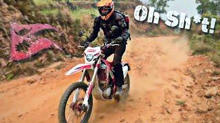 Rented Cheap Chinese Knockoff Dirtbike in Nepal and it‘s f***ing AWESOME!