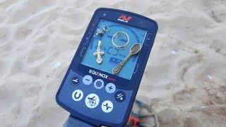 THERE IS ALWAYS GOLD ON THE BEACH YOU JUST NEED TO LOOK FOR IT! BEACH COP 2023 with A METAL DETECTOR