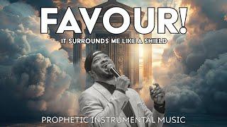 FAVOUR IT SURROUNDS ME LIKE A SHIELD | LAWRENCE OYOR | PROPHETIC INSTRUMENTAL MUSIC