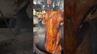 Roasted pig out of the oven #yummy #meatmarket #bbq