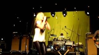 Metric - Satellite Mind @ Hamilton Convention Centre, Oct 24 09