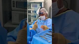 Watch ‍️Dr.Quiroz our #facelift #expert in #action  #certified #plasticsurgeons #beauty 