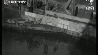 Air view of a canal on the Thames (1935)