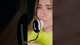 ASMR COMIENDO TUS OREJAS