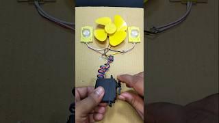 Generate electricity using a hand-cranked dynamo gear generator _ DC Motor #dcmotor #tech #shorts