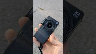 DSLR controls on a pocket camera