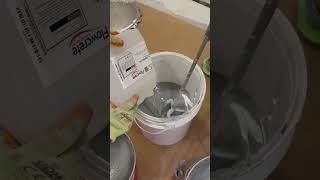 How to mix epoxy self leveling #flowcrete #epoxycoating oxy