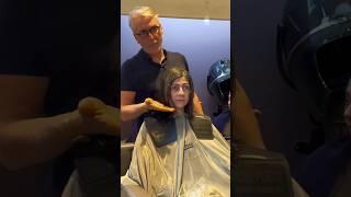 Una lunghezza più corta per donare un look più morbido per un viso delicato ma stanco della nostra